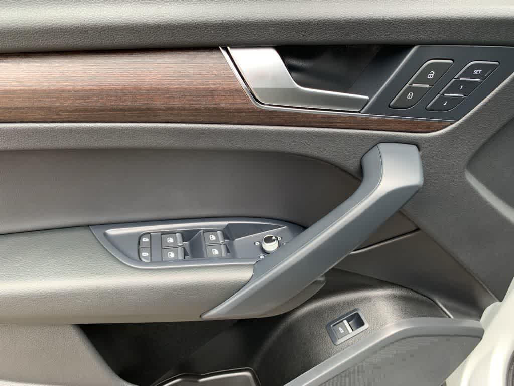 Thumbnail: 2024 Audi Q5 - 29