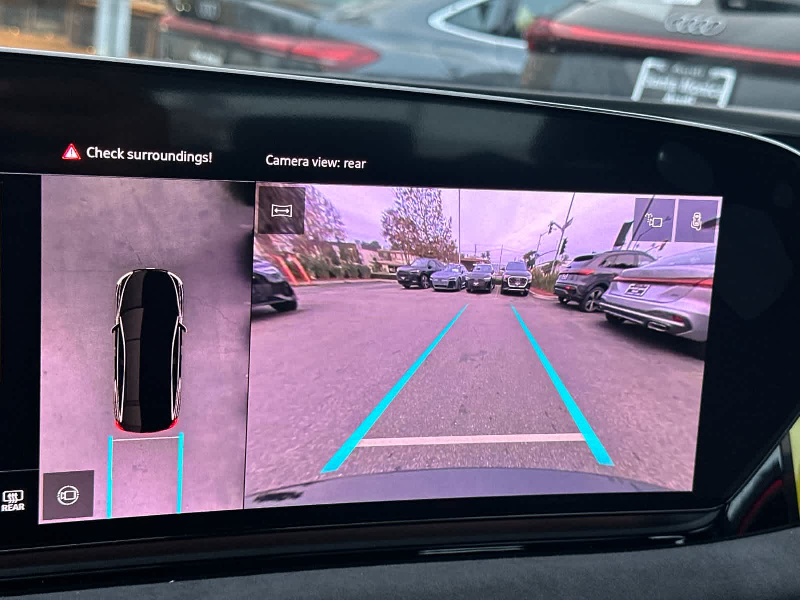 Thumbnail: 2025 Audi e-tron S - 18