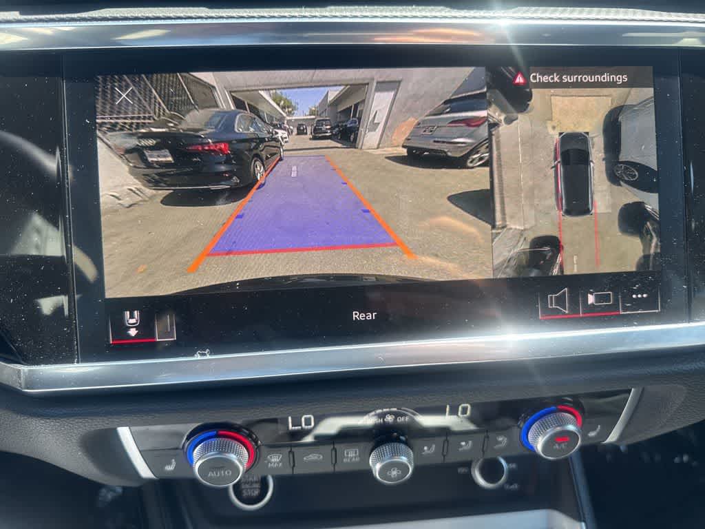 Thumbnail: 2023 Audi Q3 - 18