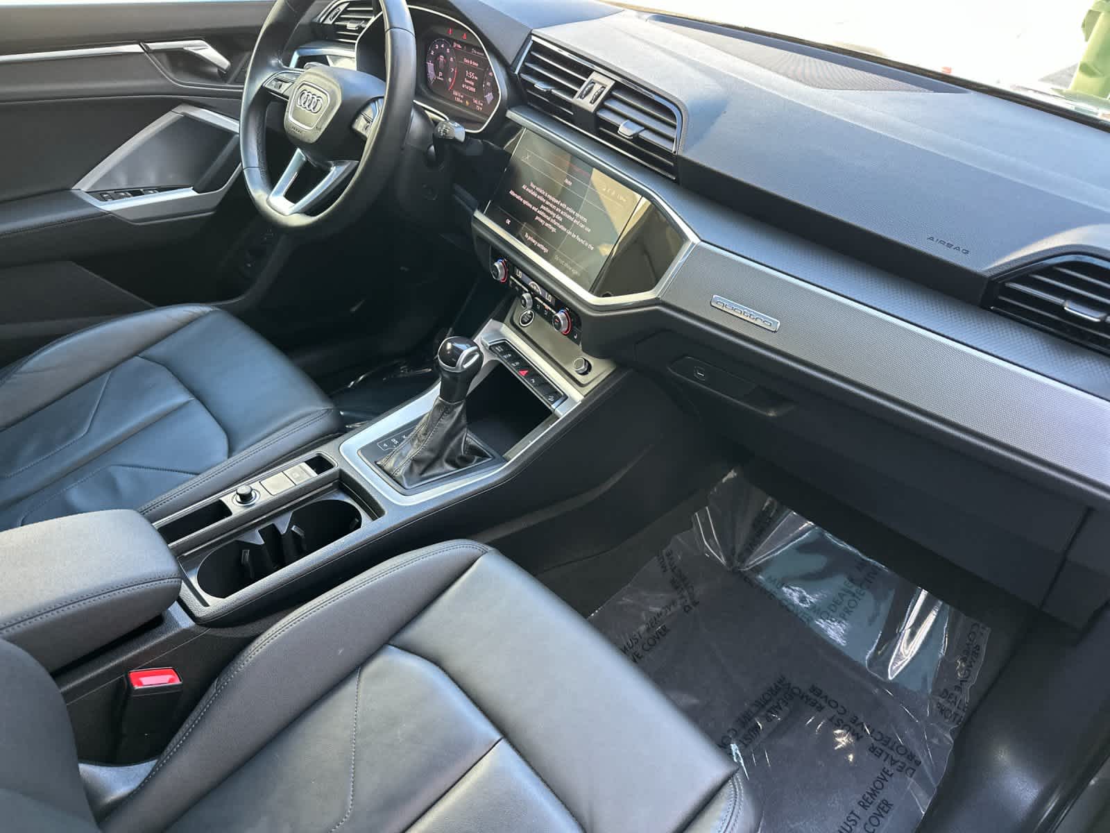 Thumbnail: 2023 Audi Q3 - 16