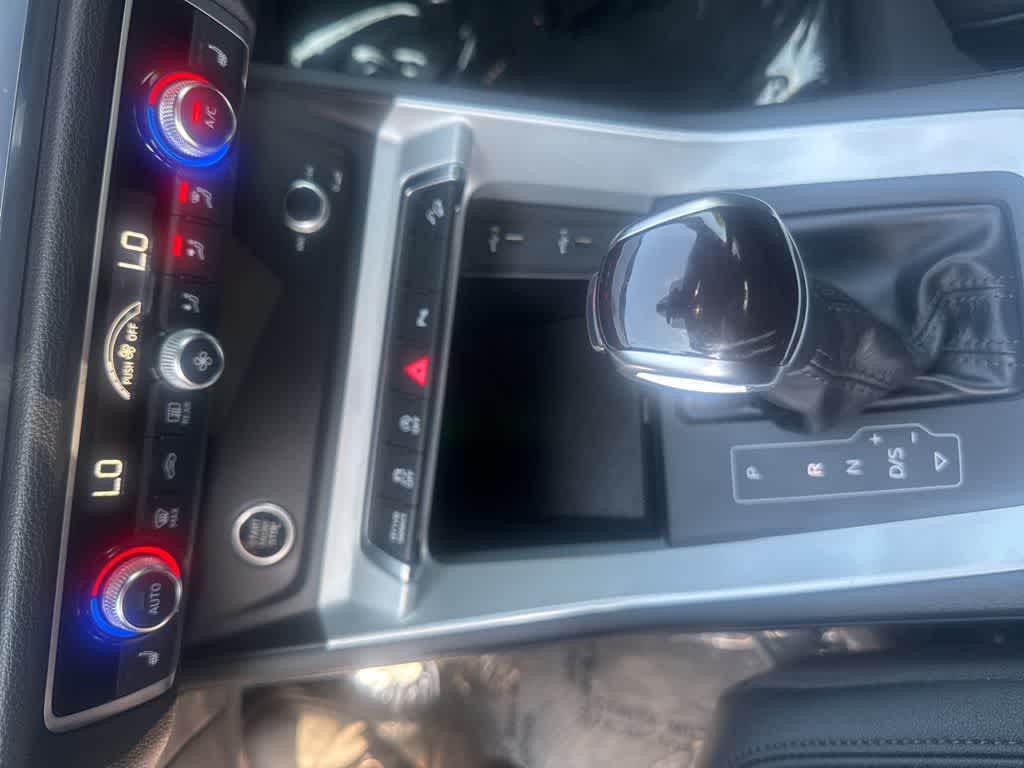 Thumbnail: 2022 Audi Q3 - 18