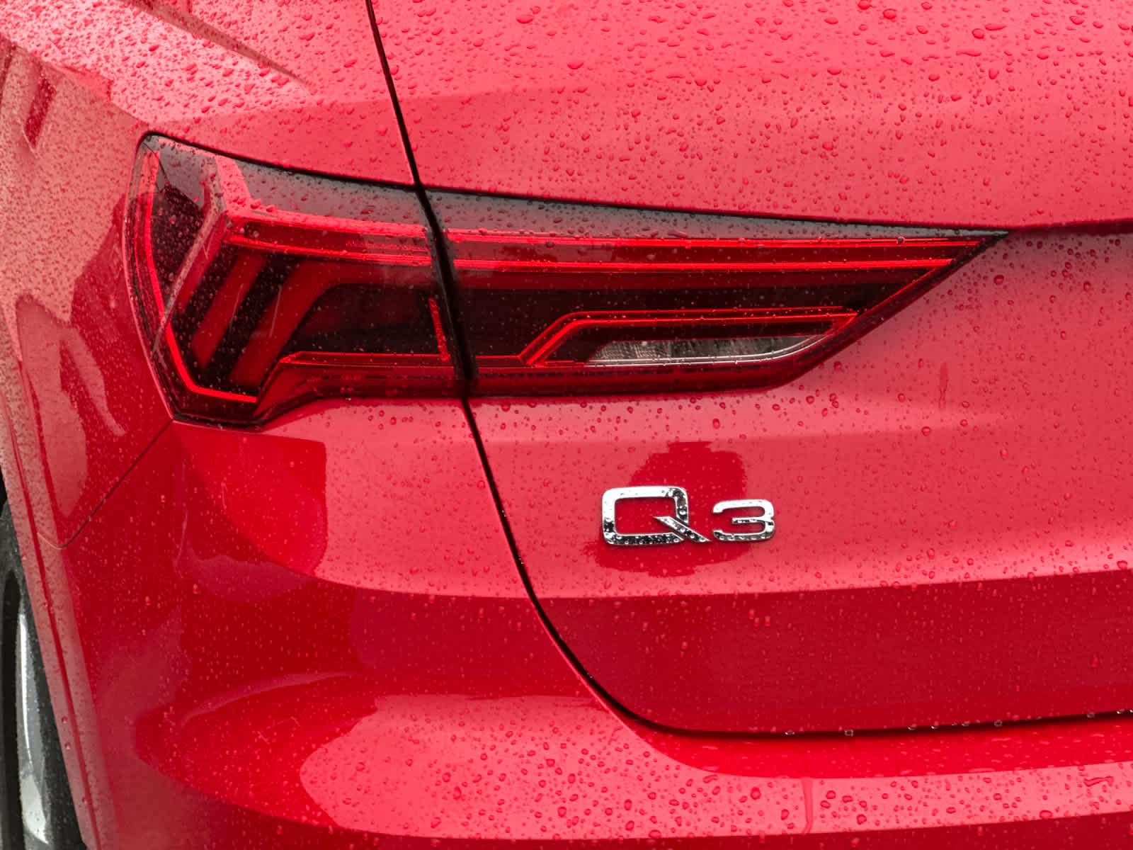 Thumbnail: 2023 Audi Q3 - 25