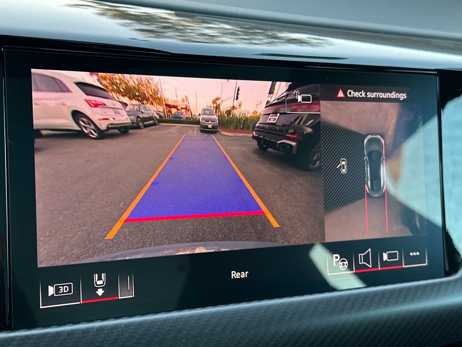 Thumbnail: 2026 Audi e-tron GT - 19