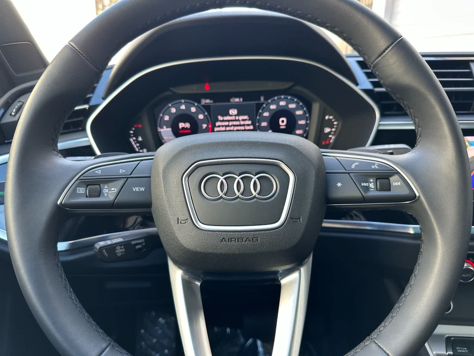 Thumbnail: 2025 Audi Q3 - 23