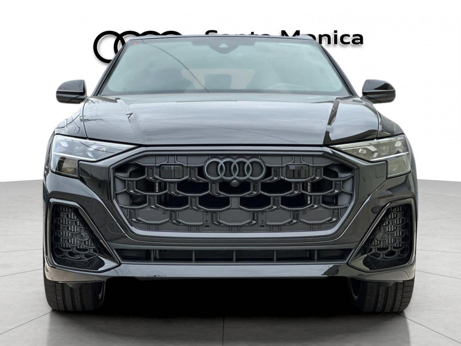 Thumbnail: 2026 Audi SQ8 - 10