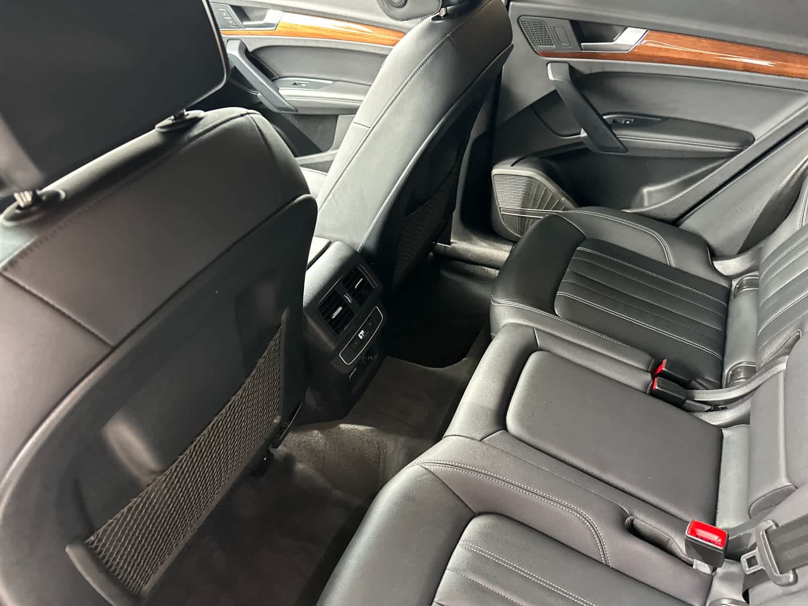 Thumbnail: 2023 Audi Q5 - 4