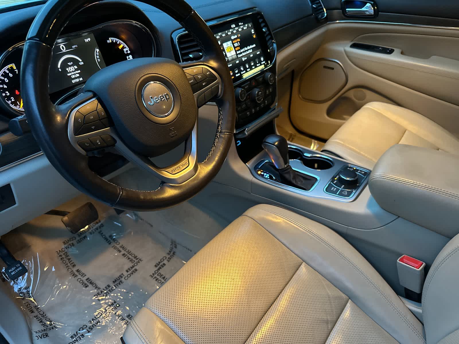 Thumbnail: 2020 Jeep Grand Cherokee - 11