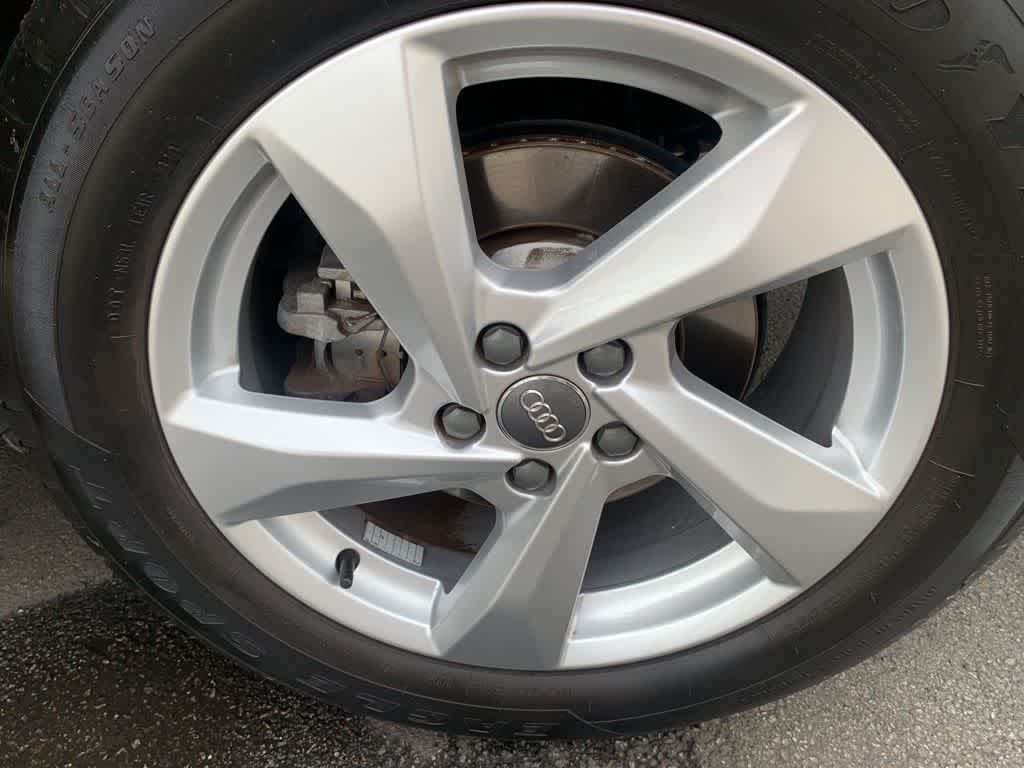 Thumbnail: 2020 Audi Q3 - 28