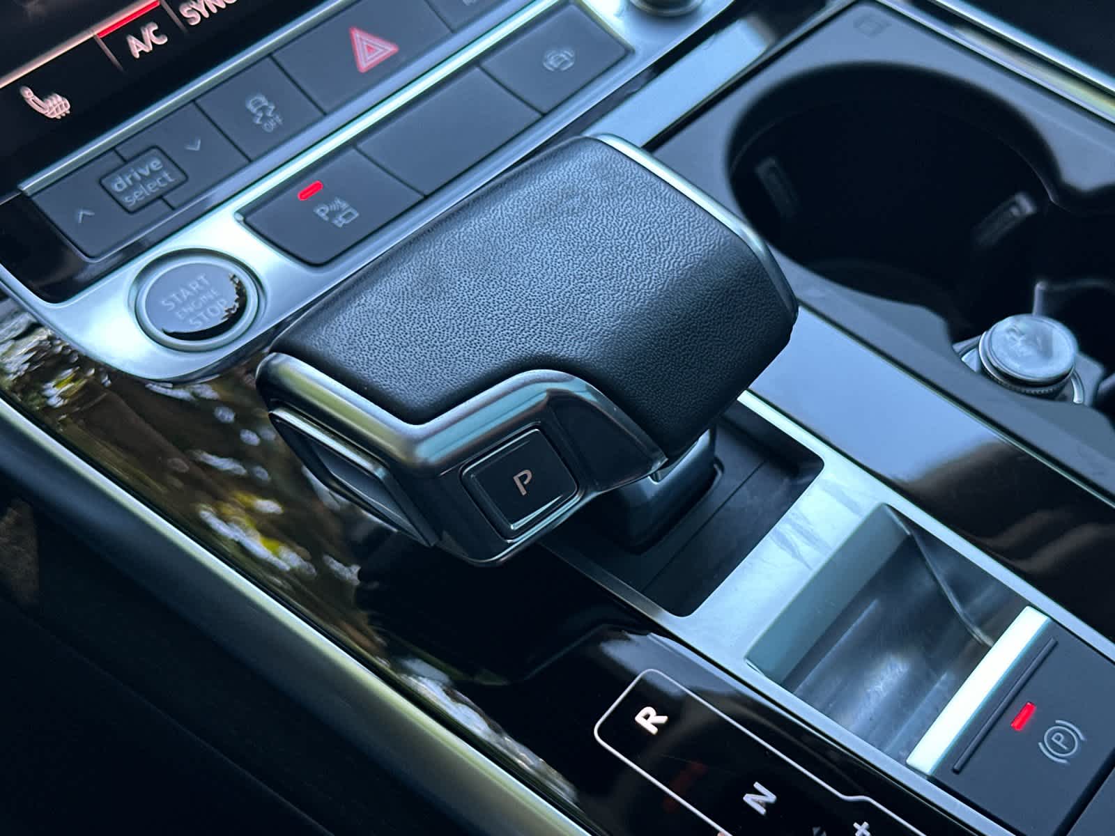 Thumbnail: 2023 Audi Q7 - 22