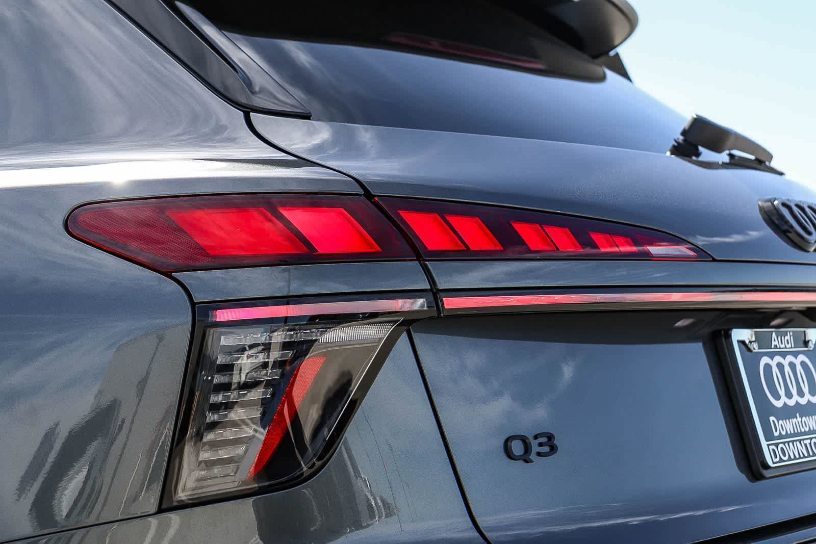 Thumbnail: 2026 Audi Q3 - 12