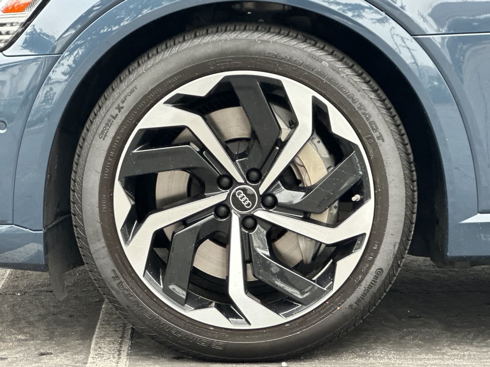 Thumbnail: 2024 Audi Q8 e-tron - 27