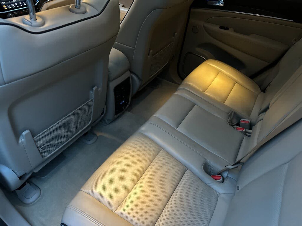 Used 2020 Jeep Grand Cherokee Overland SUV