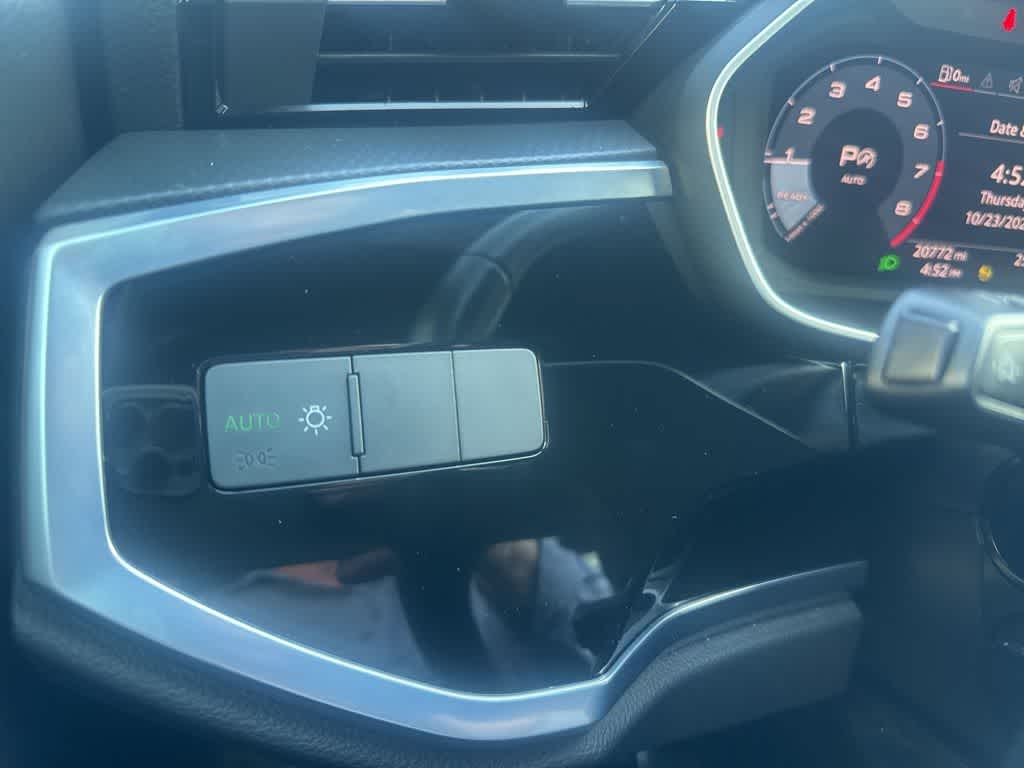 Thumbnail: 2022 Audi Q3 - 22