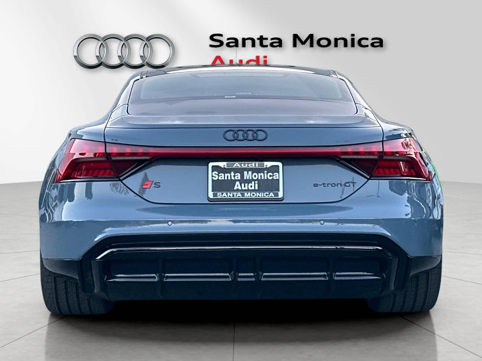 Thumbnail: 2026 Audi e-tron GT - 7