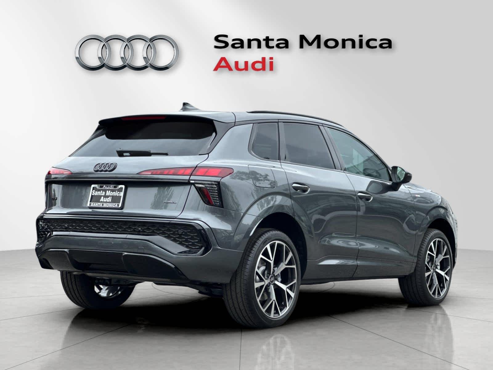 Thumbnail: 2026 Audi Q3 - 2
