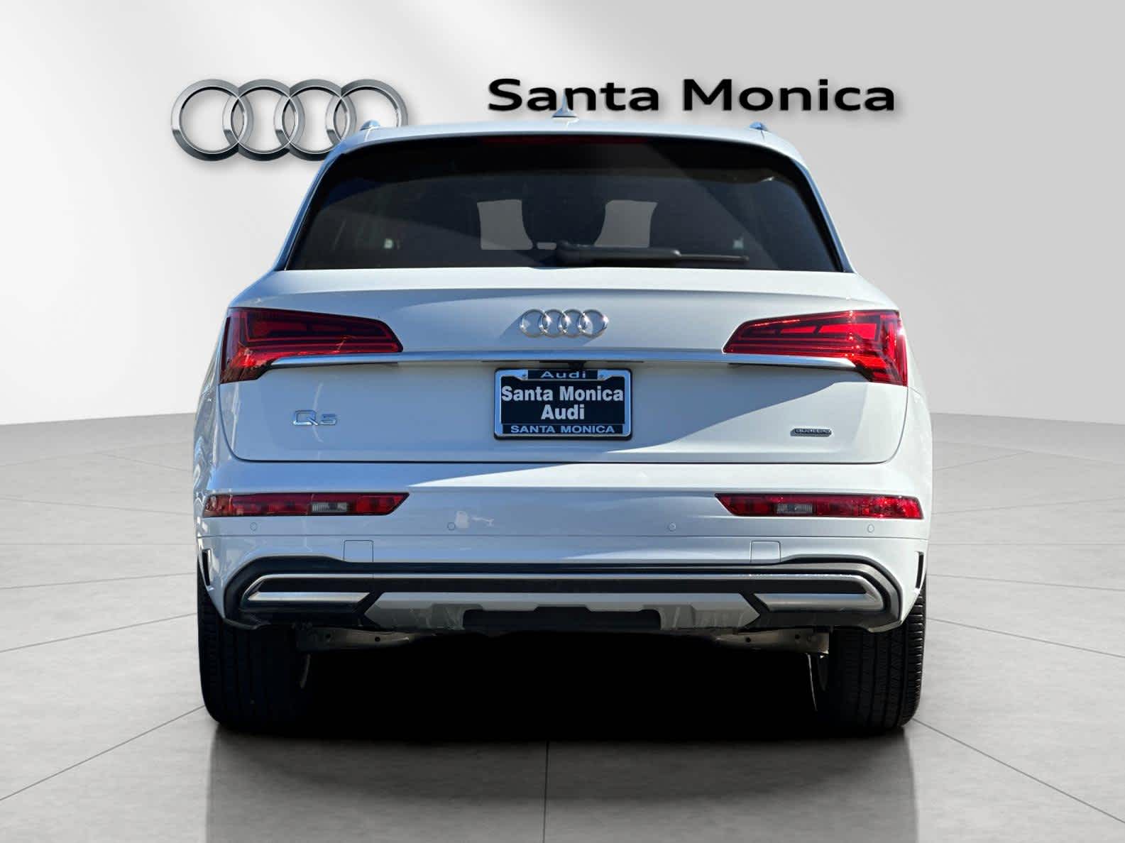 Thumbnail: 2023 Audi Q5 - 7