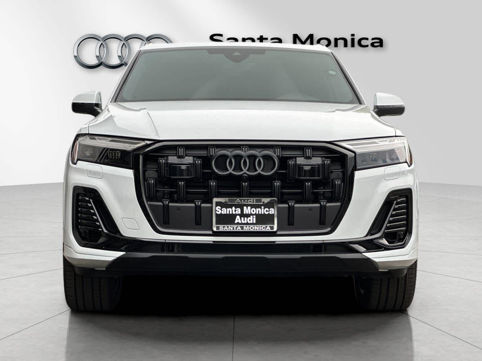 Thumbnail: 2026 Audi Q7 - 10