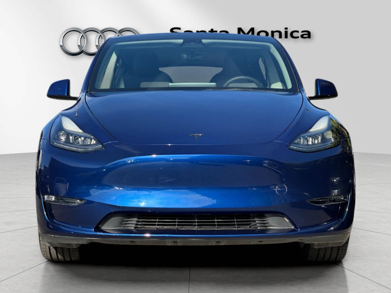 Thumbnail: 2023 Tesla Model Y - 10