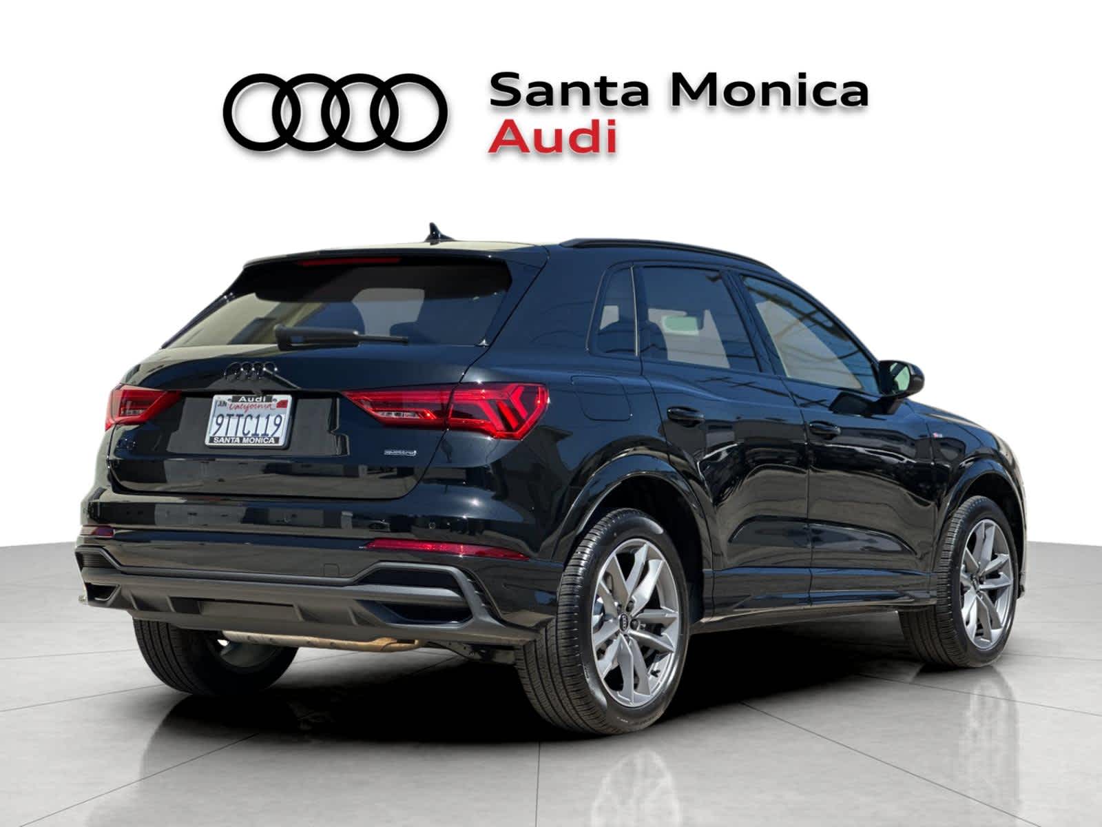 Thumbnail: 2025 Audi Q3 - 2