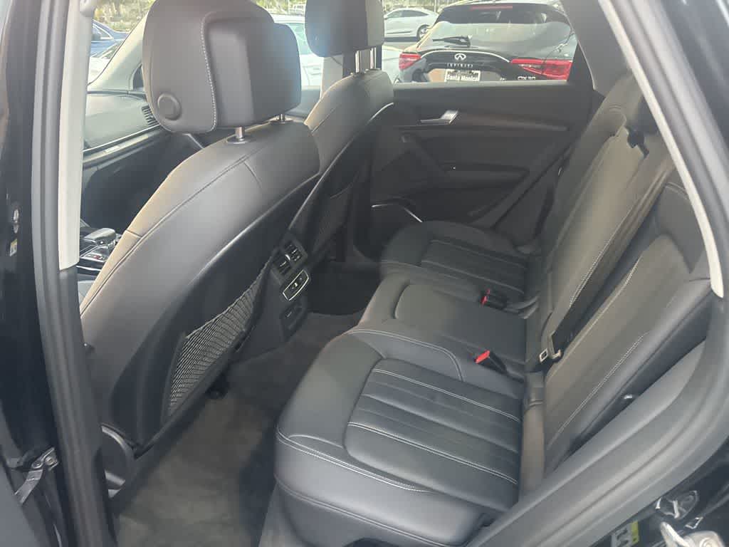 Thumbnail: 2024 Audi Q5 - 26