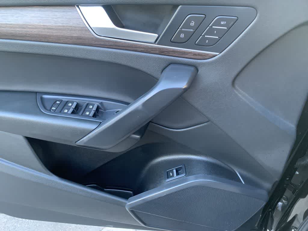 Thumbnail: 2024 Audi Q5 - 15