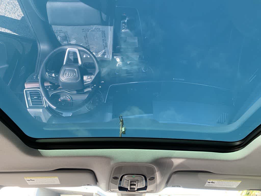 Thumbnail: 2024 Audi Q5 - 30