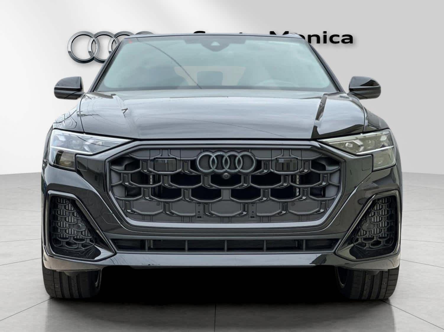 Thumbnail: 2026 Audi SQ8 - 10