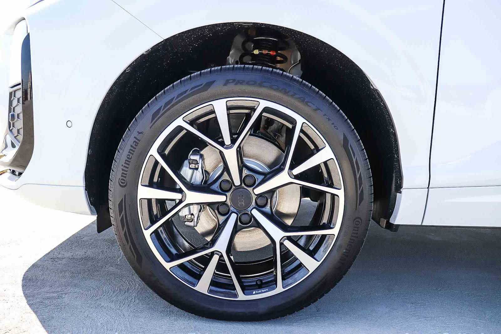 Thumbnail: 2026 Audi Q3 - 14