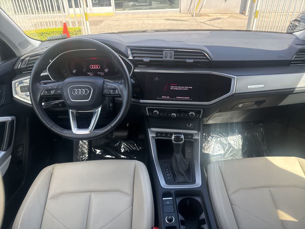 Thumbnail: 2022 Audi Q3 - 10