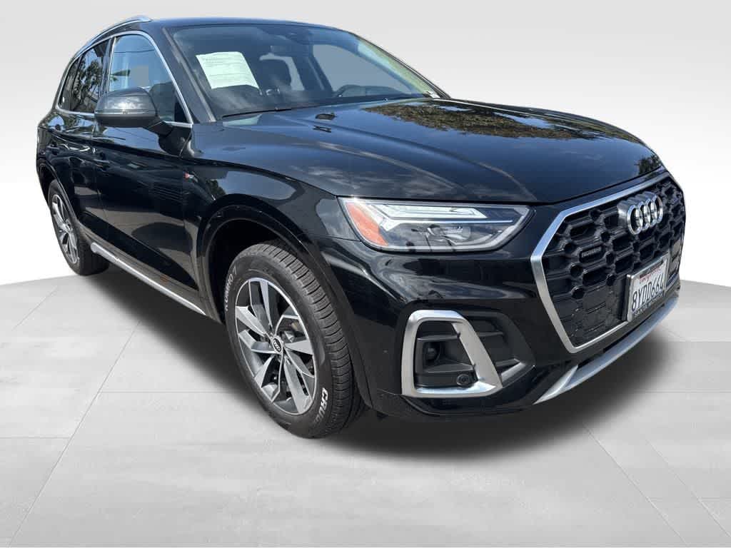 Thumbnail: 2022 Audi Q5 - 1