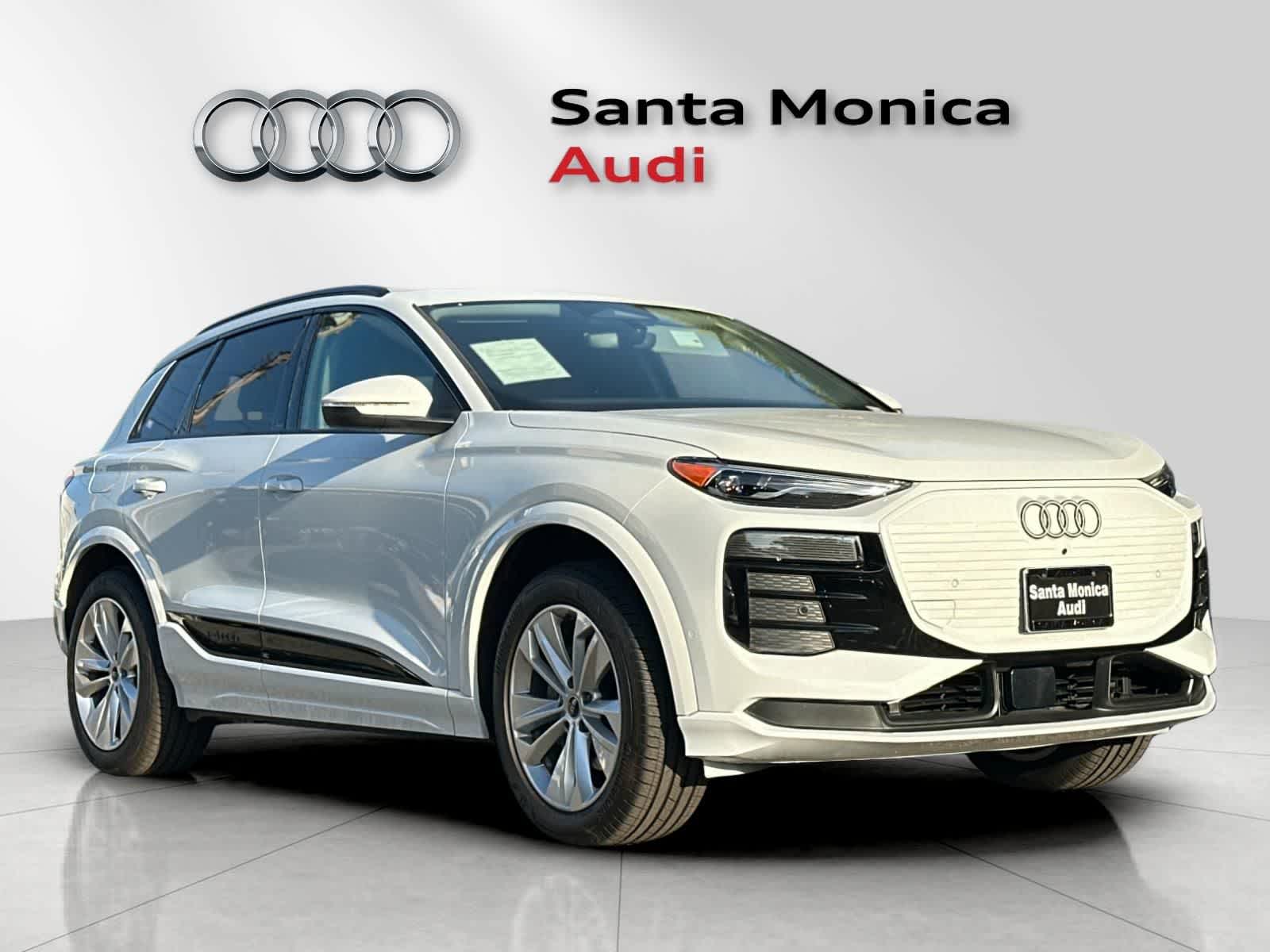 Thumbnail: 2025 Audi Q6 e-tron - 9