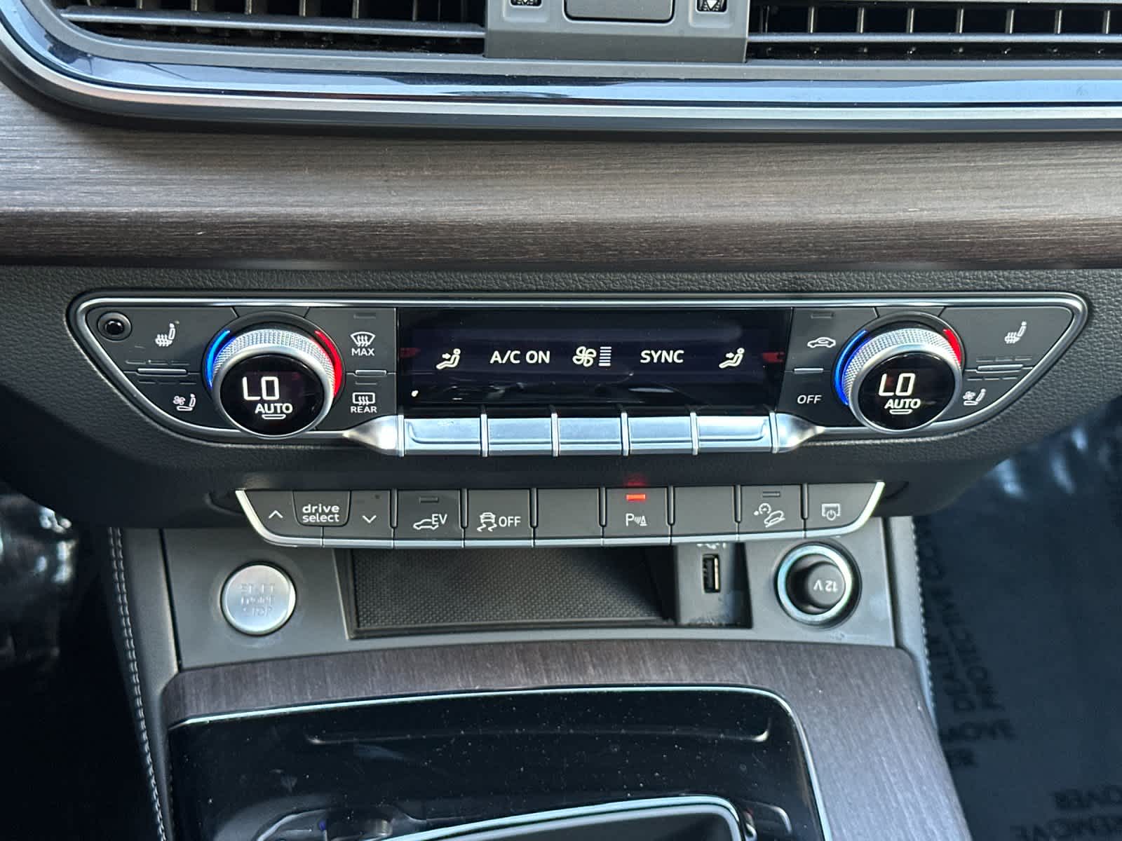 Thumbnail: 2023 Audi Q5 - 21