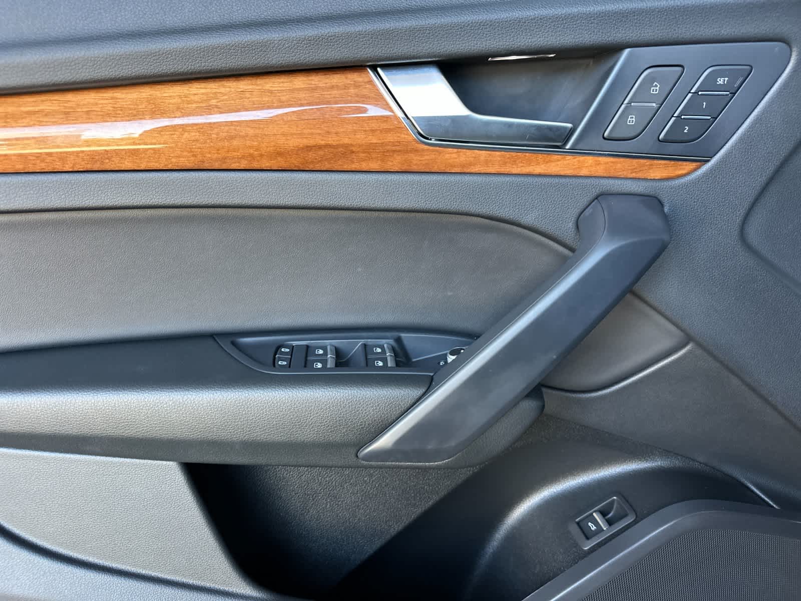 Thumbnail: 2023 Audi Q5 - 12