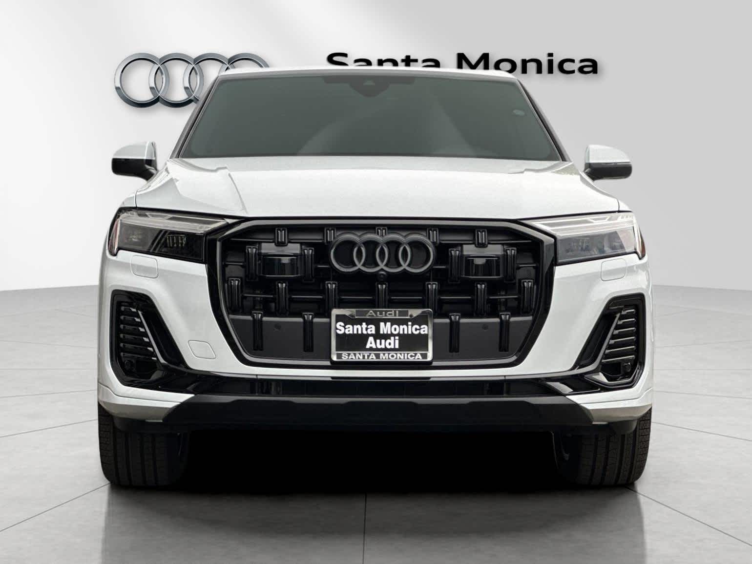 Thumbnail: 2026 Audi Q7 - 8