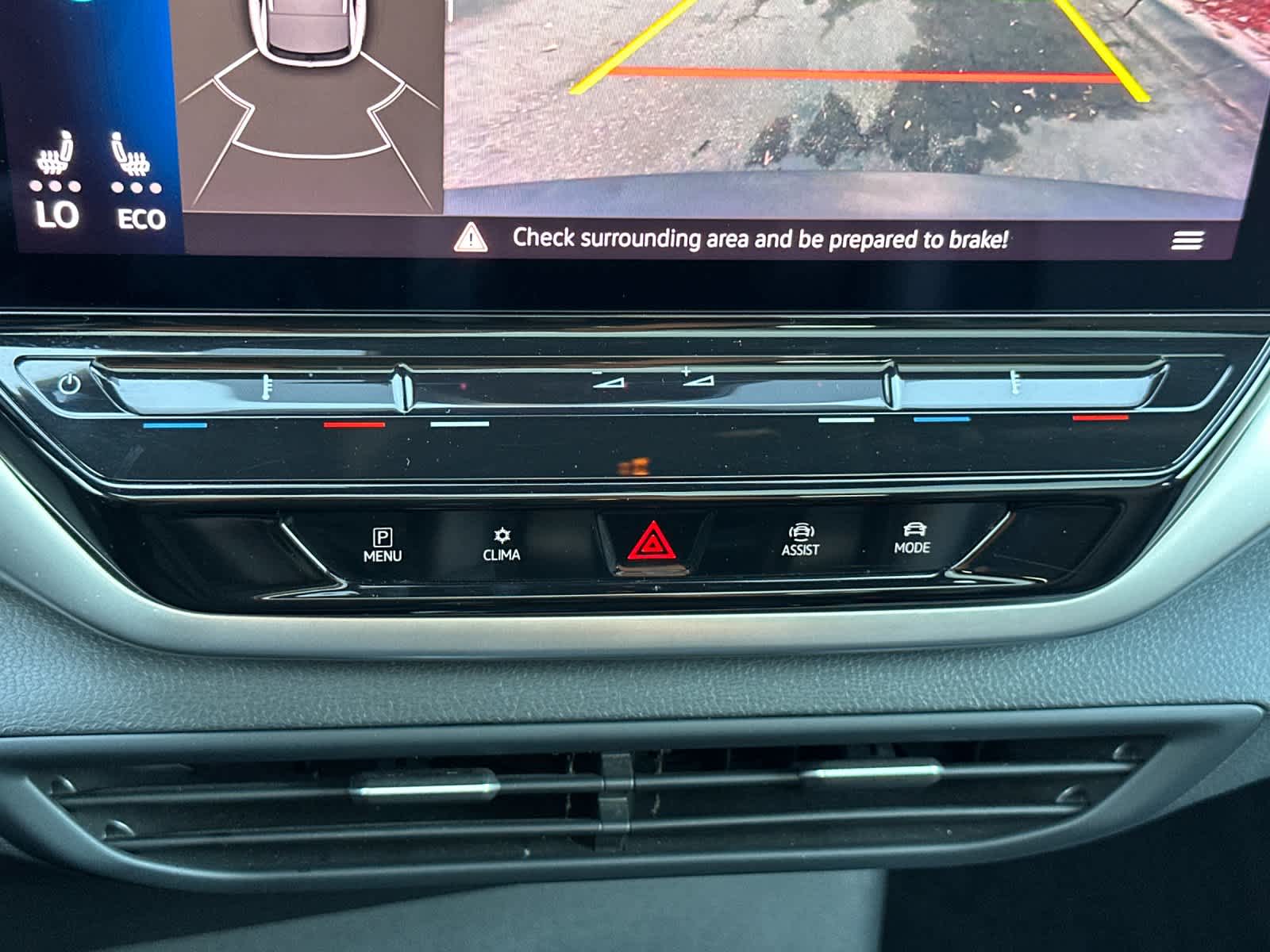 Thumbnail: 2021 Volkswagen ID.4 - 21