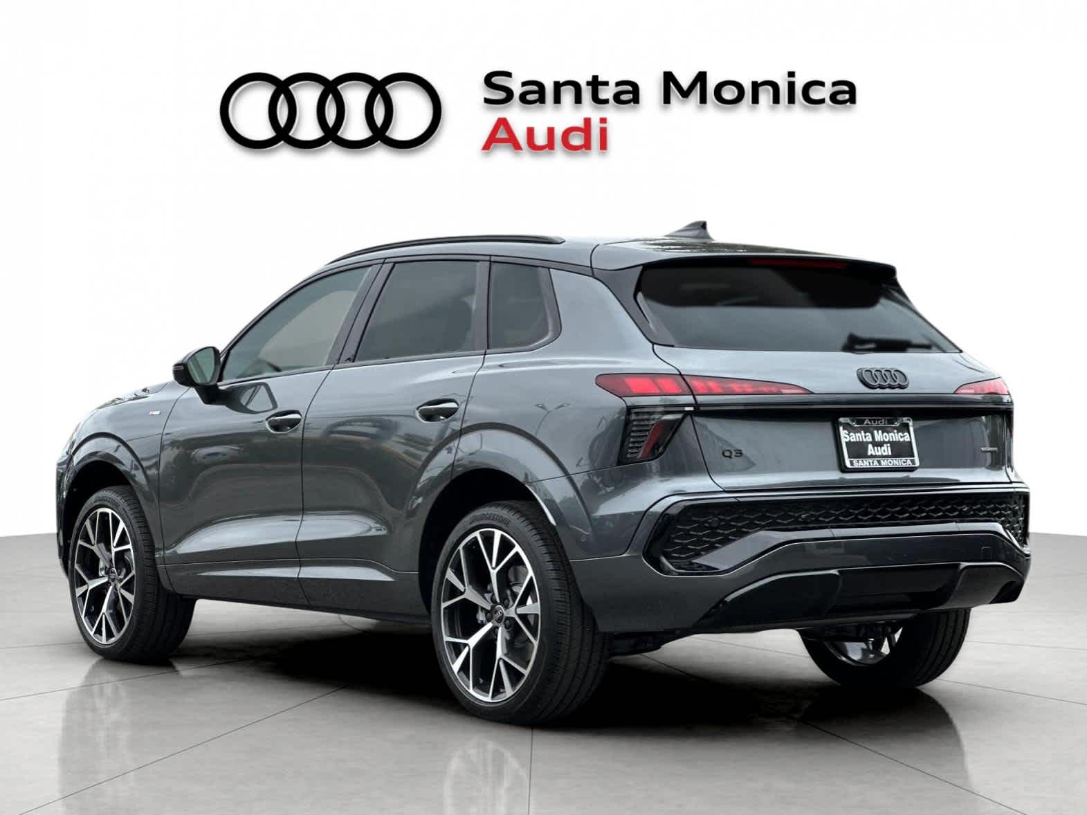 Thumbnail: 2026 Audi Q3 - 6