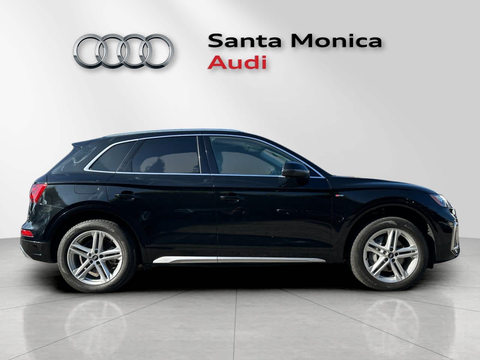 Thumbnail: 2022 Audi Q5 - 8