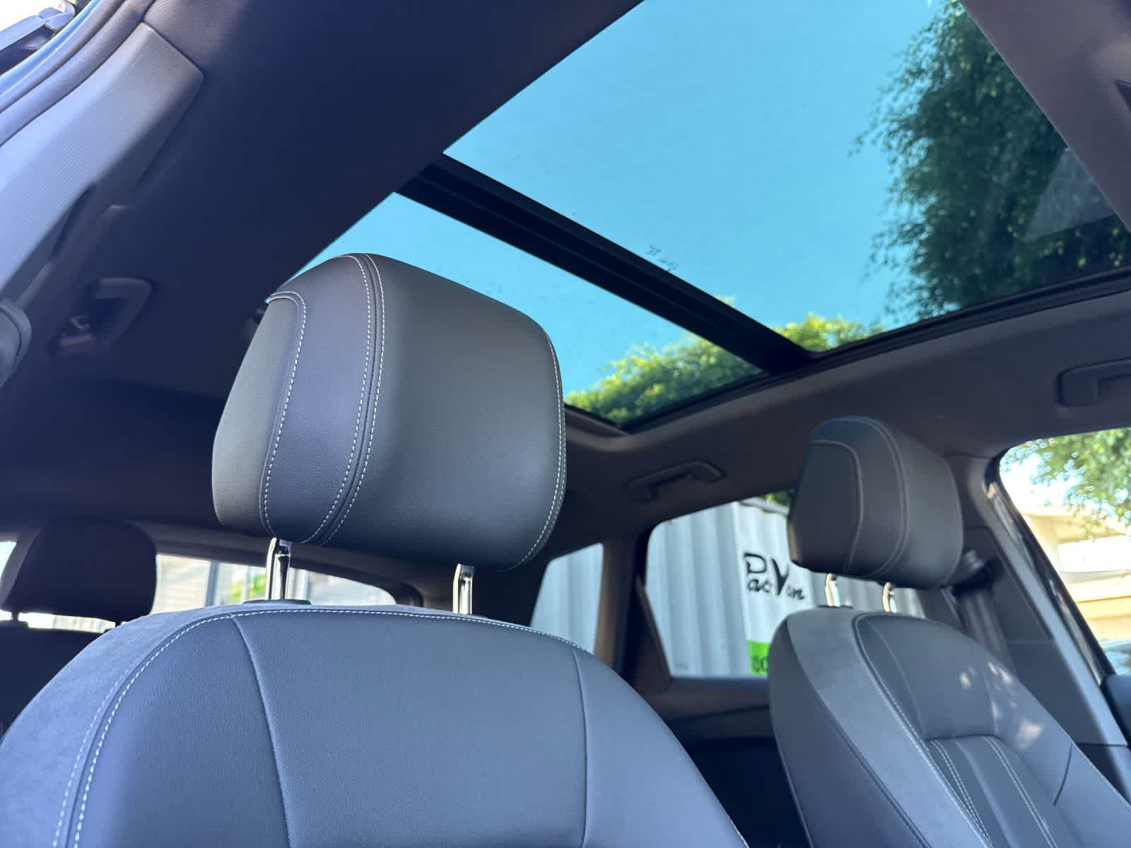 Thumbnail: 2024 Audi Q4 e-tron - 17