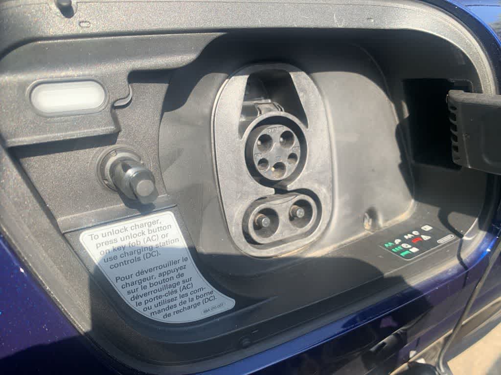 Thumbnail: 2023 Audi Q4 e-tron - 38