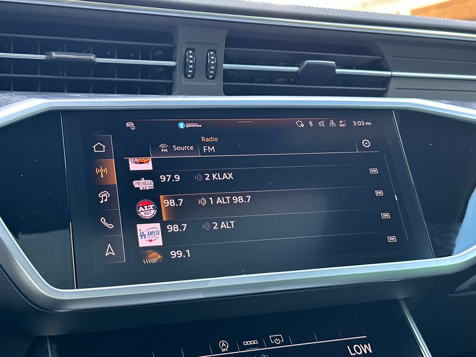 Thumbnail: 2025 Audi A6 - 17