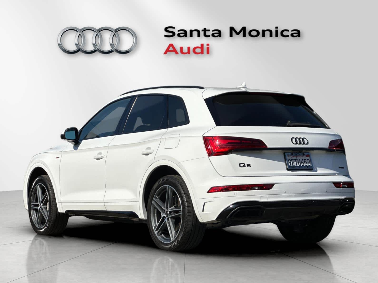 Thumbnail: 2023 Audi Q5 - 6