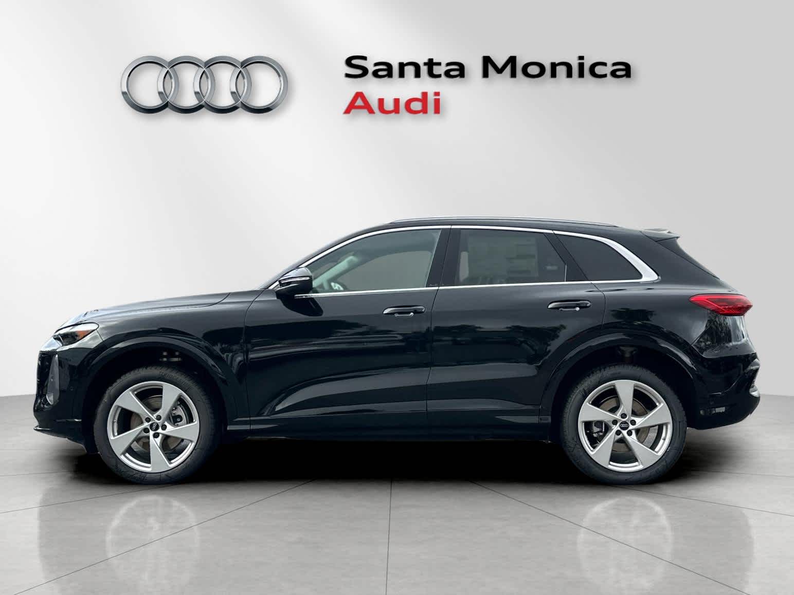 Thumbnail: 2025 Audi Q5 - 5