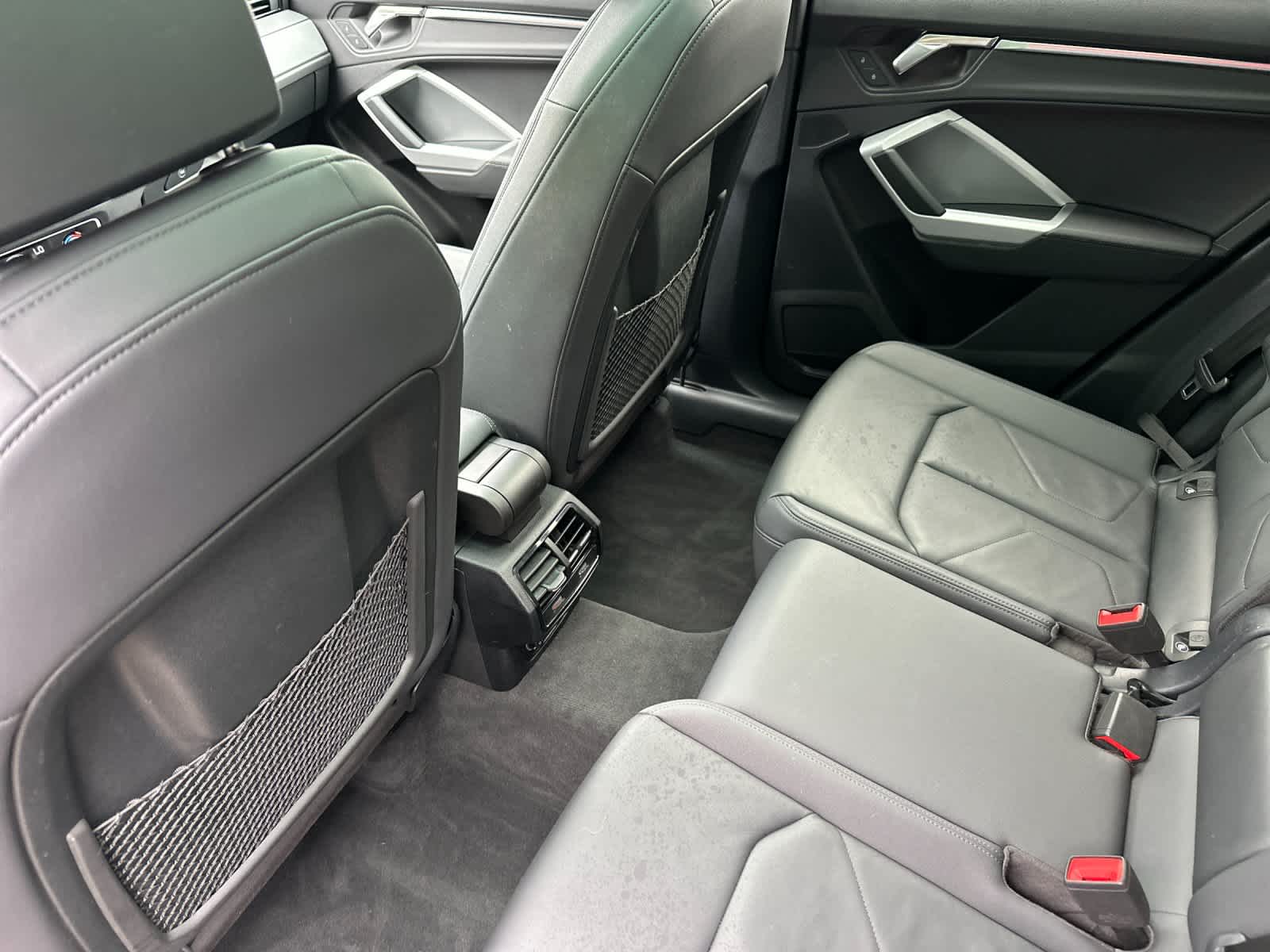 Thumbnail: 2023 Audi Q3 - 4