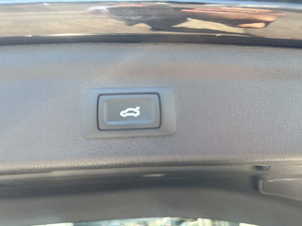 Thumbnail: 2022 Audi Q3 - 29