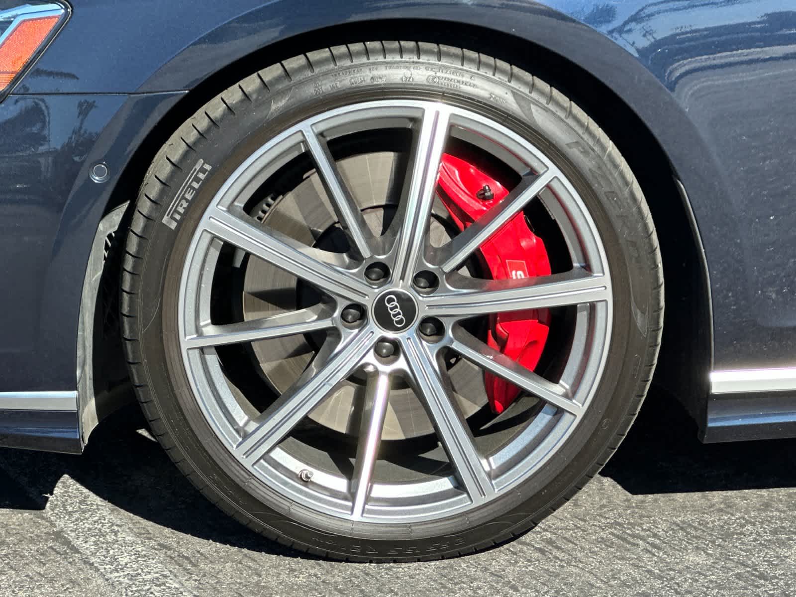 Thumbnail: 2024 Audi S8 - 25