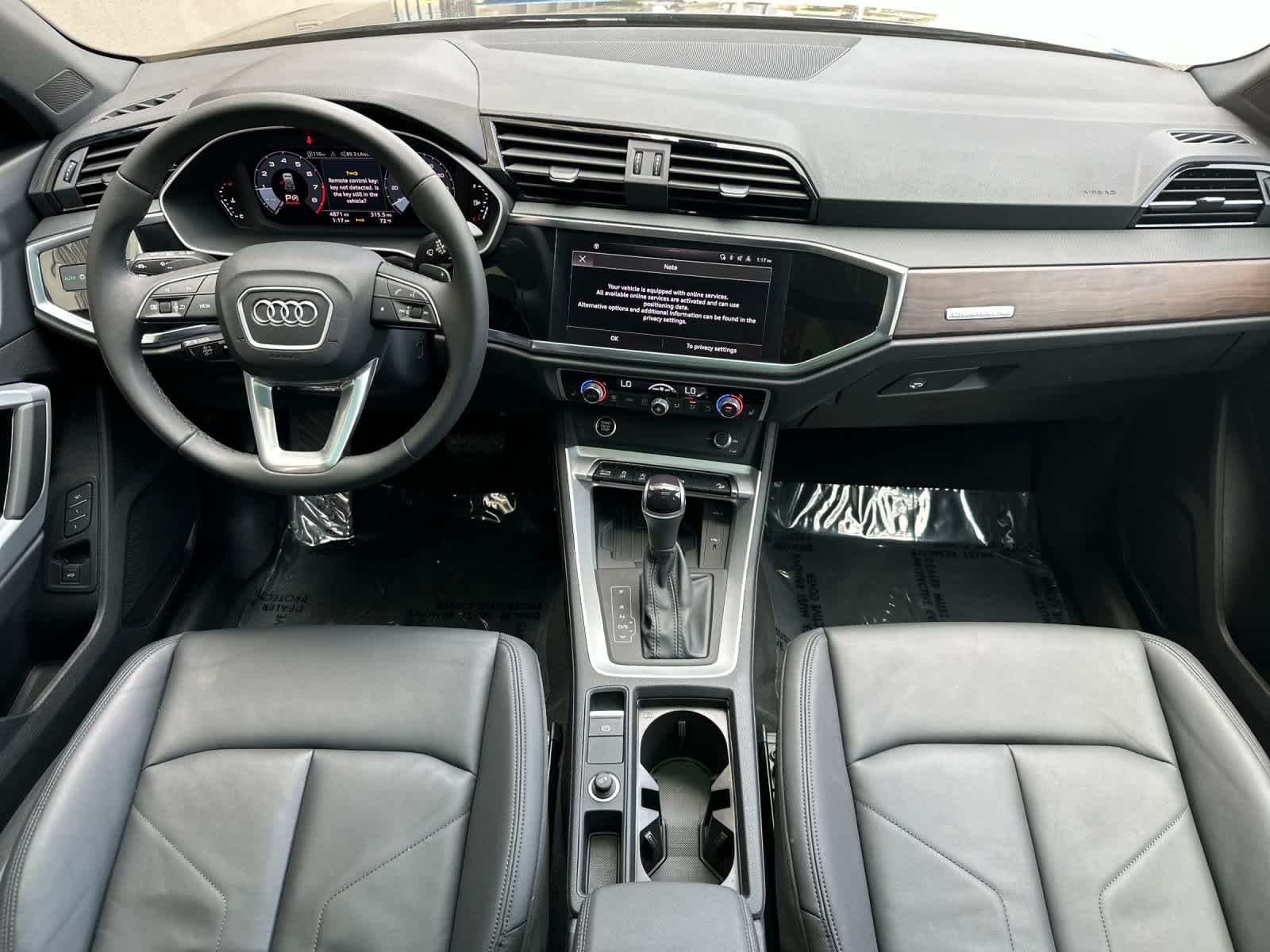 Thumbnail: 2025 Audi Q3 - 3