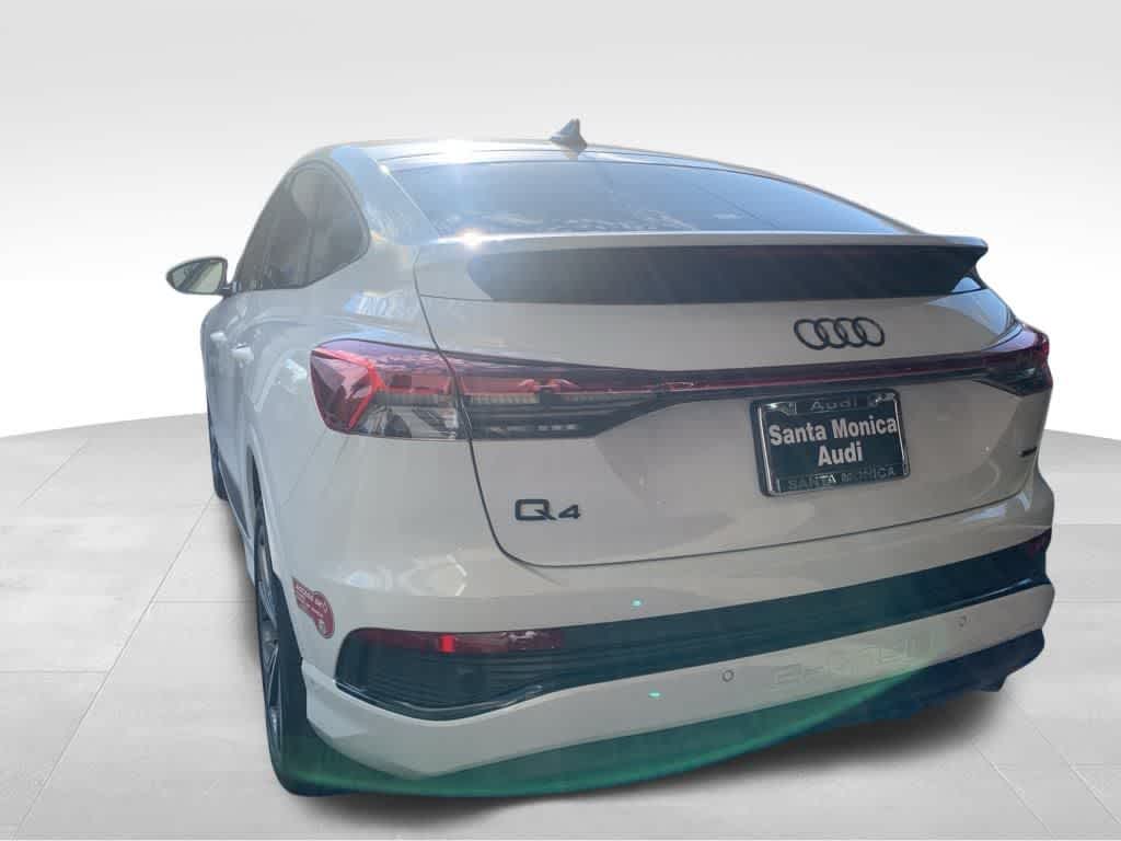 Thumbnail: 2024 Audi Q4 e-tron - 3