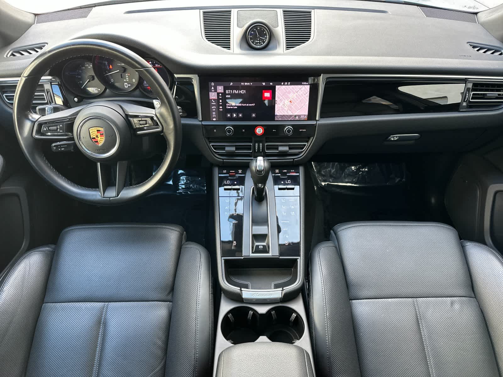 Thumbnail: 2022 Porsche Macan - 3