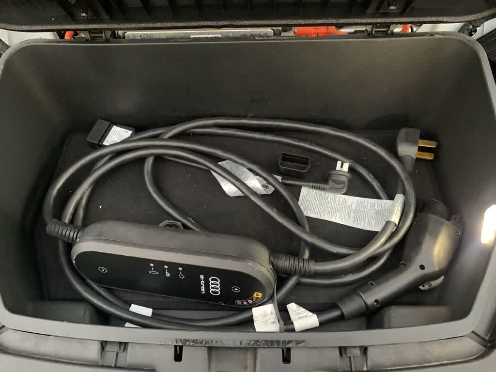 Thumbnail: 2024 Audi Q8 e-tron - 46