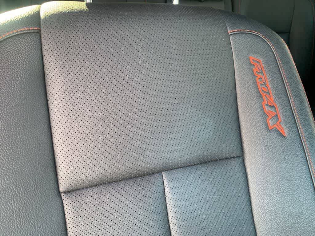 Thumbnail: 2023 Nissan Titan - 28